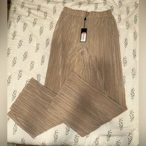 Gianni Bini Taupe Pleated Wide-Leg Jumpsuit Pants